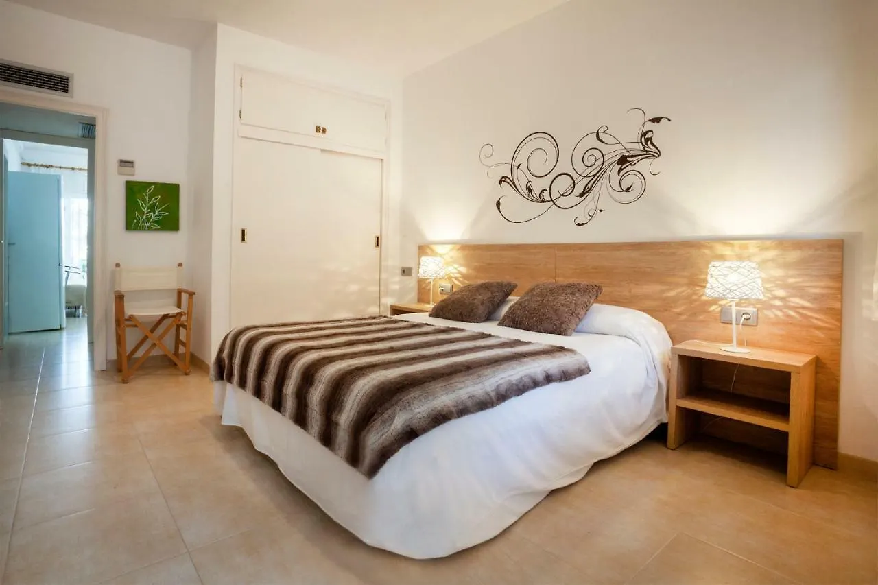 Apartment Apartamento A Pie De Playa, Climatizado Y Parking Roses